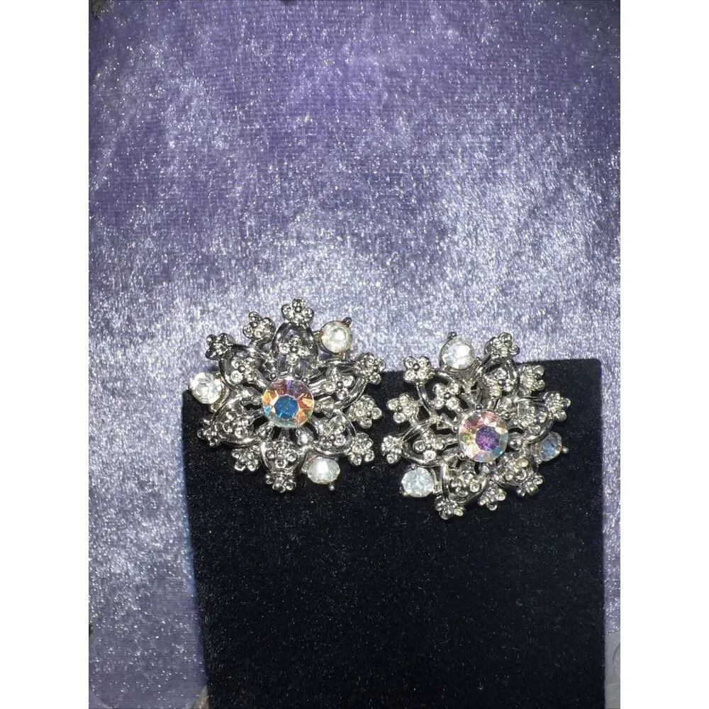 Vtg Coro Signed snow flake Christal‎ Glass Screwback Earrings